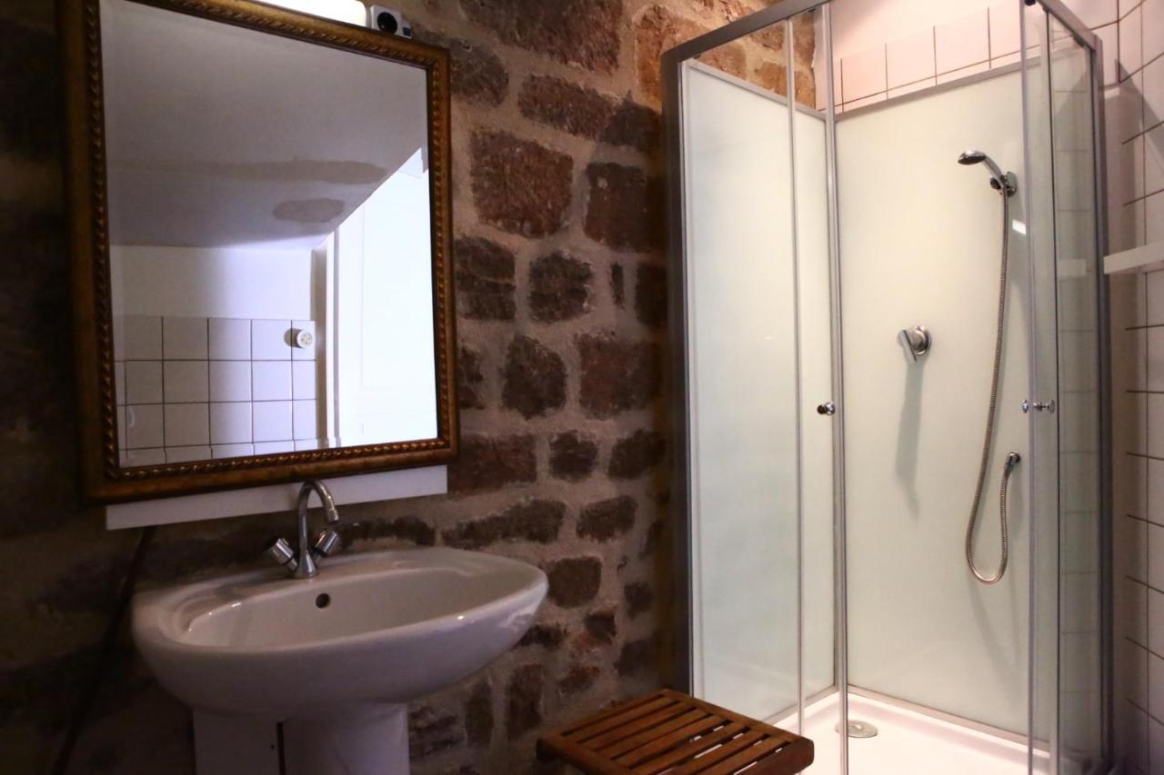 Les Grangeonnes, Gites Nature, Piscine, Bain Nordique, Sauna Pour Accueil Familiale Ou De Groupe Saint-Basile Eksteriør bilde