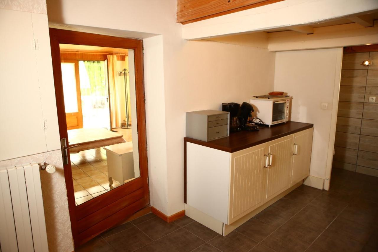 Les Grangeonnes, Gites Nature, Piscine, Bain Nordique, Sauna Pour Accueil Familiale Ou De Groupe Saint-Basile Eksteriør bilde